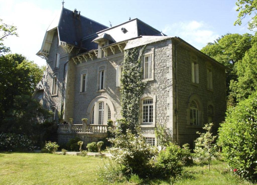 Domaine Du Lampy-Neuf Hotel Saissac Екстериор снимка